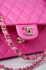 22P Pink Caviar Quilted Classic Flap Medium Light Gold Hardware - Image 6