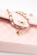 22S Light Pink Caviar Quilted Classic Flap Medium LGHW - Image 9