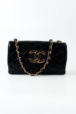 Chanel Vintage Black Lambskin Quilted Beak Tip Single Flap Bag - Image 4