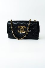 Chanel Vintage Black Lambskin Quilted Beak Tip Single Flap Bag - Image 14