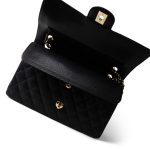 Medium Black Caviar Quilted Classic Flap Gold Hardware - Image 12