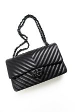 So Black Lambskin Chevron Medium Classic Flap - Image 21