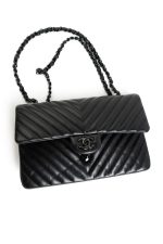 So Black Lambskin Chevron Medium Classic Flap - Image 15