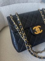 Vintage Black Lambskin Quilted Jumbo GHW - Image 2