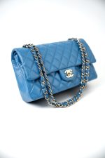 20S Blue Caviar Quilted Classic Flap Medium Light Gold Hardware - Image 11