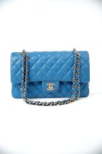20S Blue Caviar Quilted Classic Flap Medium Light Gold Hardware - Image 19