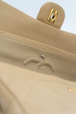 Vintage Beige Lambskin Quilted Classic Flap Medium GHW - Image 6