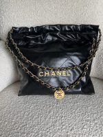 Chanel 22 Shiny Calfskin Quilted Drawstring Bag GHW - Image 3