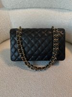 Chanel Black Caviar Quilted Classic Double Flap Medium Gold Hardware - Image 4