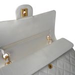 Chanel Vintage White Lambskin Quilted Classic Flap Medium GHW - Image 8