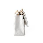 Chanel Vintage White Lambskin Quilted Classic Flap Medium GHW - Image 12