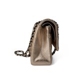 Gold Metallic Lambskin Quilted Classic Flap Medium Gold / Black - Image 8