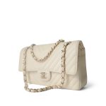 18C Ivory Chevron Lambskin Medium Classic Flap Light Gold Hardware - Image 9