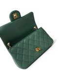 23C Green Lambskin Quilted Mini Pearl Crush Antique Gold Hardware - Image 17
