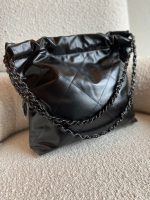 So Black Calfskin Quilted Drawstring 22 Bag small Black Hardware - Image 5