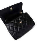 Trendy CC Black Lambskin Quilted Small Light Gold Hardware - Image 2