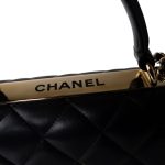 Trendy CC Black Lambskin Quilted Small Light Gold Hardware - Image 5