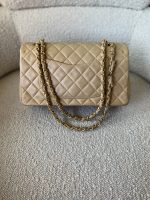 Vintage Beige Lambskin Quilted Classic Flap Medium GHW - Image 4