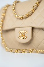 Vintage Beige Lambskin Quilted Classic Flap Small Gold Hardware - Image 12