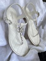Chanel White Quilted Leather Sandals - 38 1/2 - Image 7