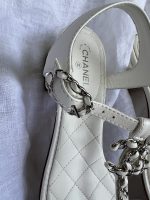 Chanel White Quilted Leather Sandals - 38 1/2 - Image 8