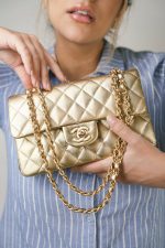 Gold Lambskin Quilted Classic Flap Small Aged Gold Hardware - Image 6