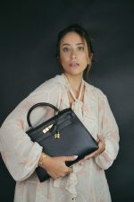 Kelly Sellier 28 Black Ardennes Gold Plated C Square Stamp - Image 2