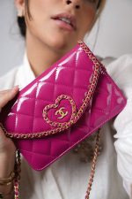 24A Fuchsia Patent Quilted Heart Chain Wallet On Chain WOC Aged Gold Hardware - Image 6