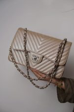 17B Rose Gold Iridescent Chevron Caviar Quilted Jumbo Classic Flap Silver Hardware - Image 10