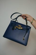 Kelly Sellier 28 Bleu Saphir Box Calfskin Gold Plated Y Circle Stamp - Image 10