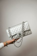 21K Silver Metallic Caviar Quilted Classic Flap Medium Silver Hardware - Image 10