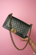17A Black Silver Metallic Cracked Calfskin Boy Bag Old Medium Aged Bronze/Gold Hardware - Image 10