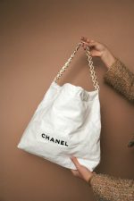 White Calfskin Quilted 22 Hobo Bag Medium Black/Aged Gold Hardware - Image 10