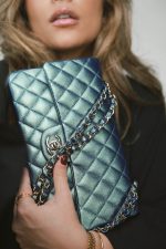 22P Iridescent Green Caviar Quilted Classic Flap Medium Light Gold Hardware - Image 2