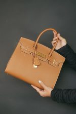 Birkin 30 Sellier Gold Veau Epsom Gold Plated Y Stamp - Image 10