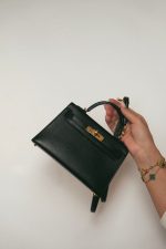 Mini Kelly 20 Noir Chèvre Gold Plated A Stamp - Image 10