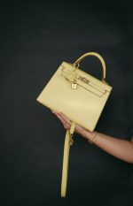 Kelly Sellier 25 Jaune Poussin Epsom Gold Plated Z Stamp - Image 10