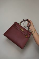 Kelly Sellier 28 Rouge Grenat Epsom Gold Plated C Stamp - Image 10
