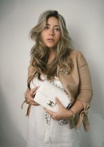 22C White Caviar Quilted Like A Wallet Flap Bag LGHW - Image 6