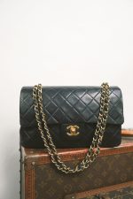 Navy Lambskin Quilted Classic Flap Medium GHW - Image 10