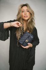 Navy Pearl Crush Mini Square Flap Aged Gold Hardware - Image 2