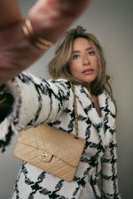 Beige Lambskin Quilted Classic Flap Medium GHW - Image 6