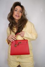 Kelly Sellier 25 Rouge Casaque Epsom Gold Plated T Stamp - Image 6