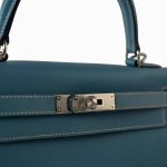 Kelly 28 Sellier Blue Jean Veau Epsom Leather Palladium Hardware M Square Stamp - Image 13
