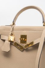 Hermes Kelly 28 Trench Veau Togo Leather Gold Plated 2016 X - Image 11