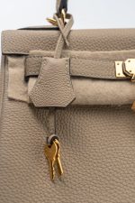Hermes Kelly 28 Trench Veau Togo Leather Gold Plated 2016 X - Image 12