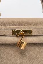 Hermes Kelly 28 Trench Veau Togo Leather Gold Plated 2016 X - Image 14