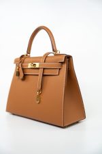 Hermes Kelly Sellier 28 Veau Epsom Leather Gold with Gold Plated Hardware 2022 Z - Image 6