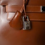 Kelly Sellier 32 Noisette Box Calfskin Palladium Plated [E] Stamp - Image 4