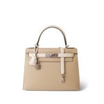 Kelly 28 Sellier Trench / Craie Epsom Palladium Plated C Stamp - Image 6
